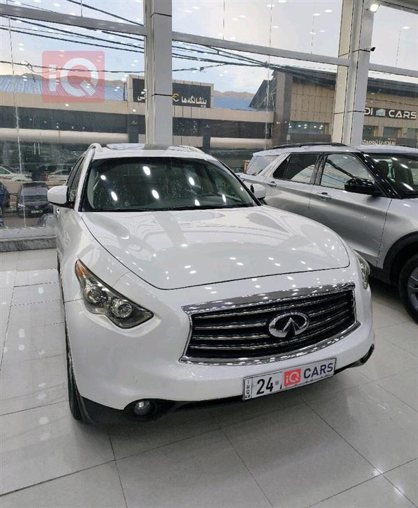 Infiniti FX 2009 for sale in Iraq - Duhok